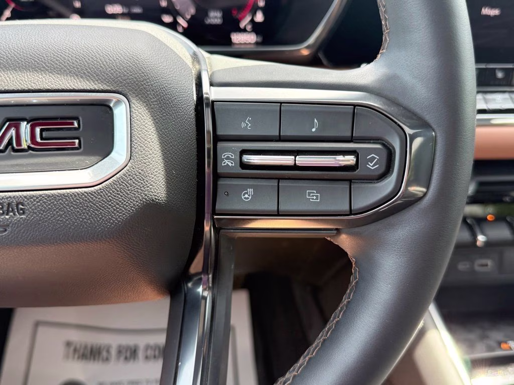 2024 White GMC Canyon AT4 4X4 Truck