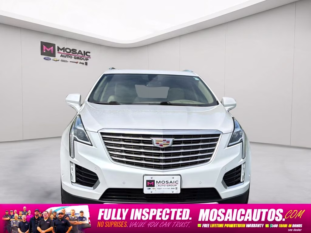 2018 White Cadillac XT5 Platinum AWD SUV