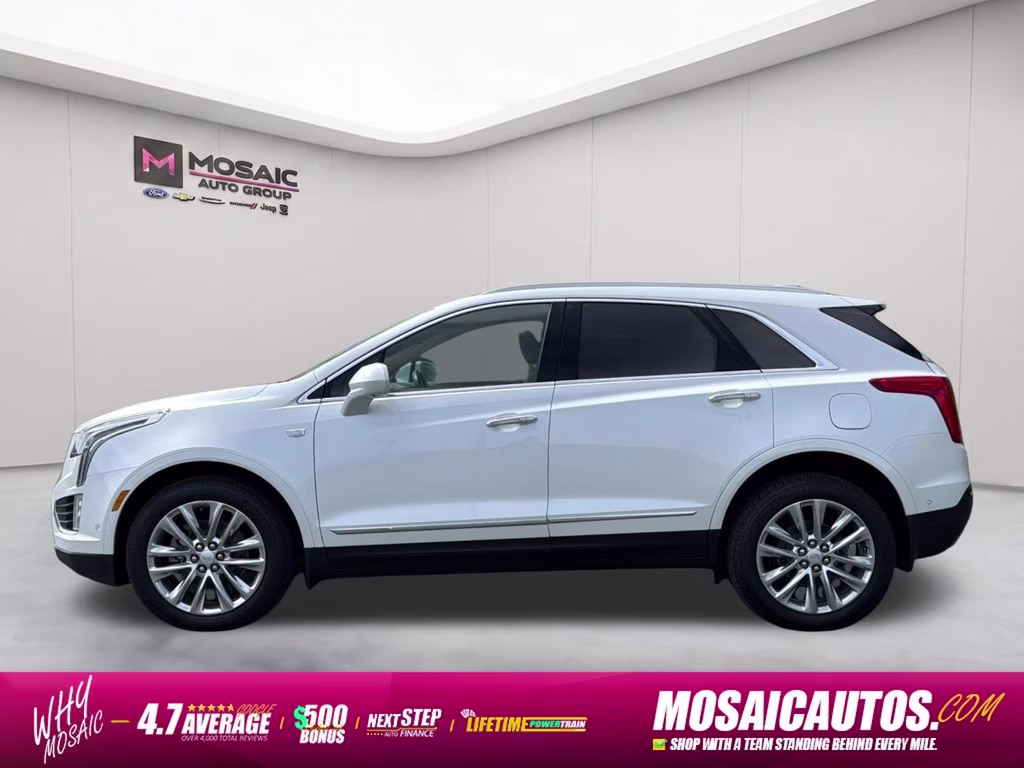 2018 White Cadillac XT5 Platinum AWD SUV