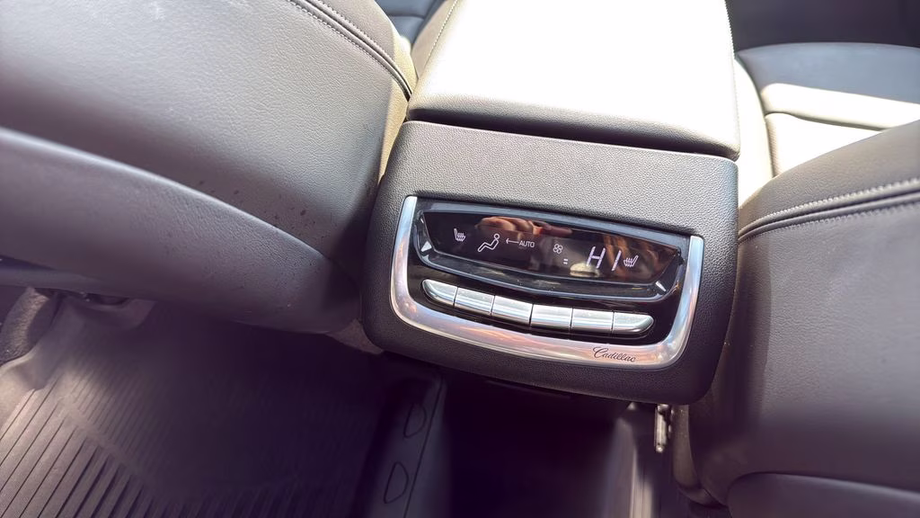 2024 White Cadillac XT6 Sport AWD SUV
