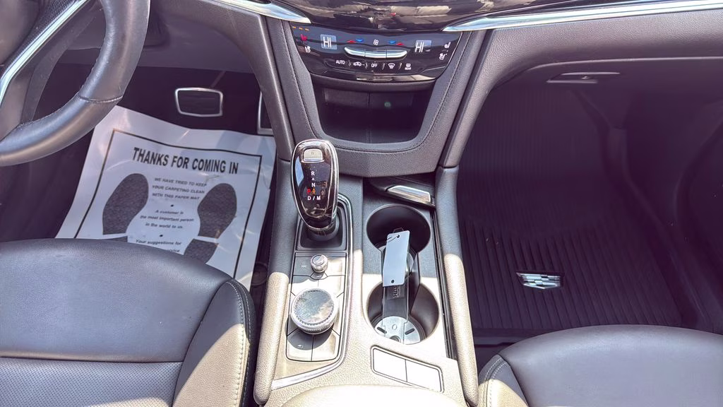 2024 White Cadillac XT6 Sport AWD SUV
