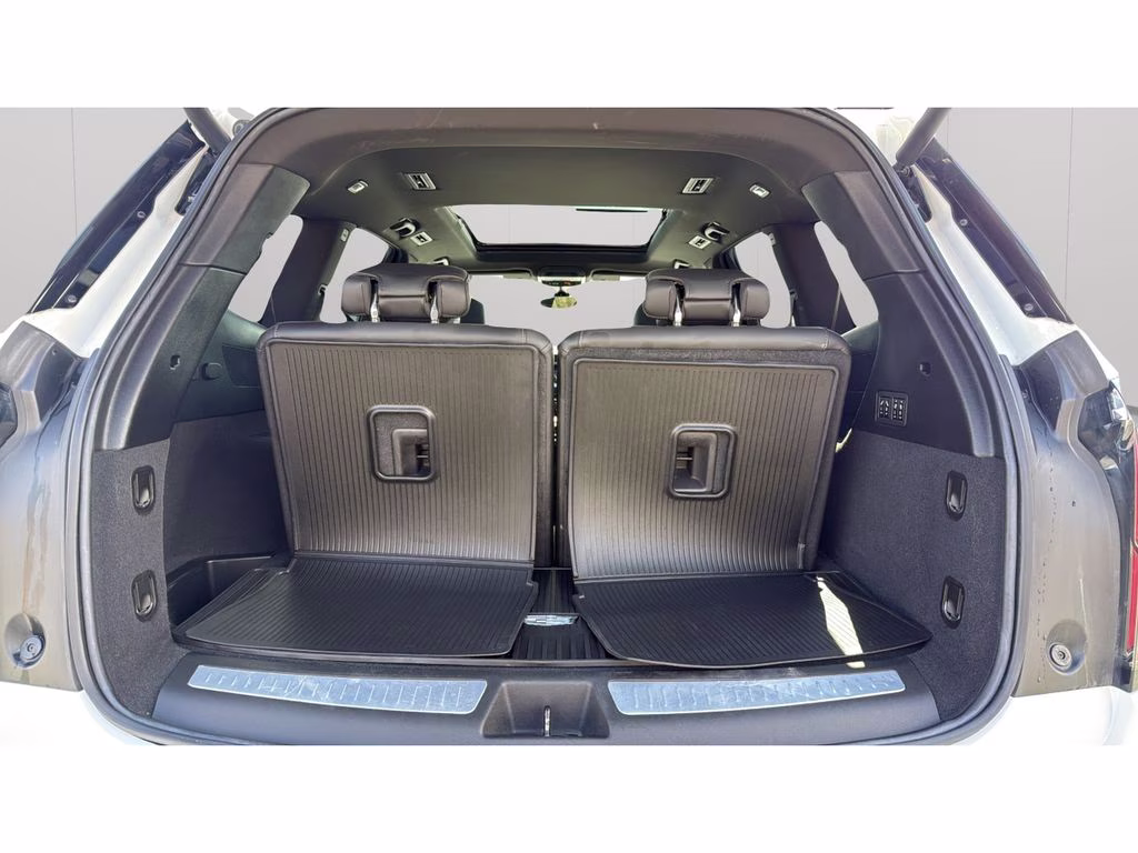 2024 White Cadillac XT6 Sport AWD SUV