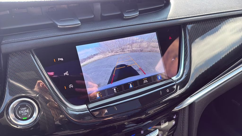 2024 White Cadillac XT6 Sport AWD SUV