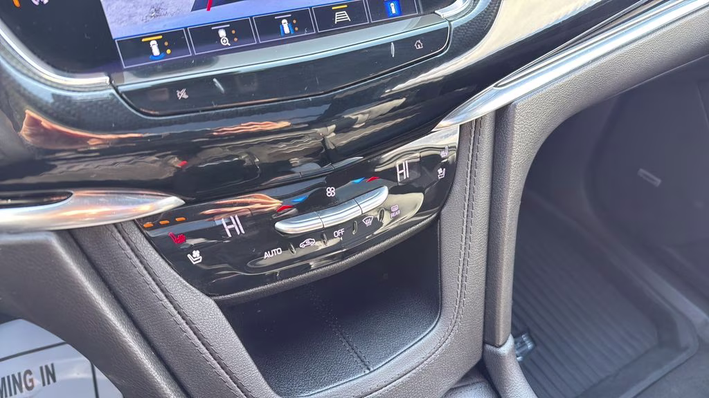2024 White Cadillac XT6 Sport AWD SUV