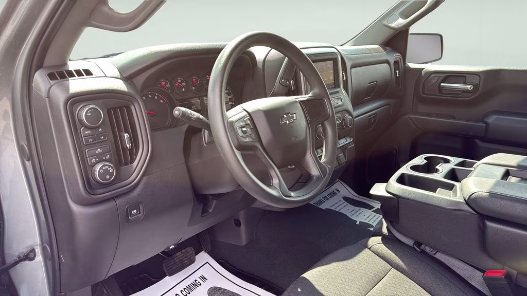 2024 Sterling Gray Metallic Chevrolet Silverado 1500 Custom Trail Boss 4X4 Truck