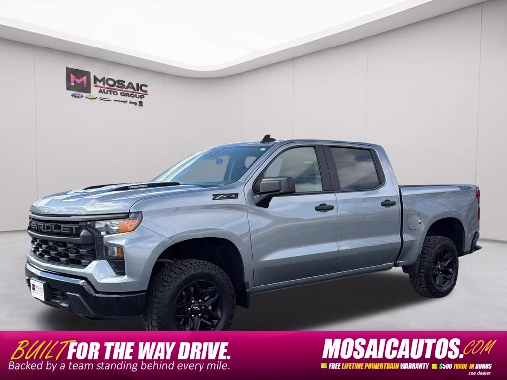 2024 Sterling Gray Metallic Chevrolet Silverado 1500 Custom Trail Boss 4X4 Truck