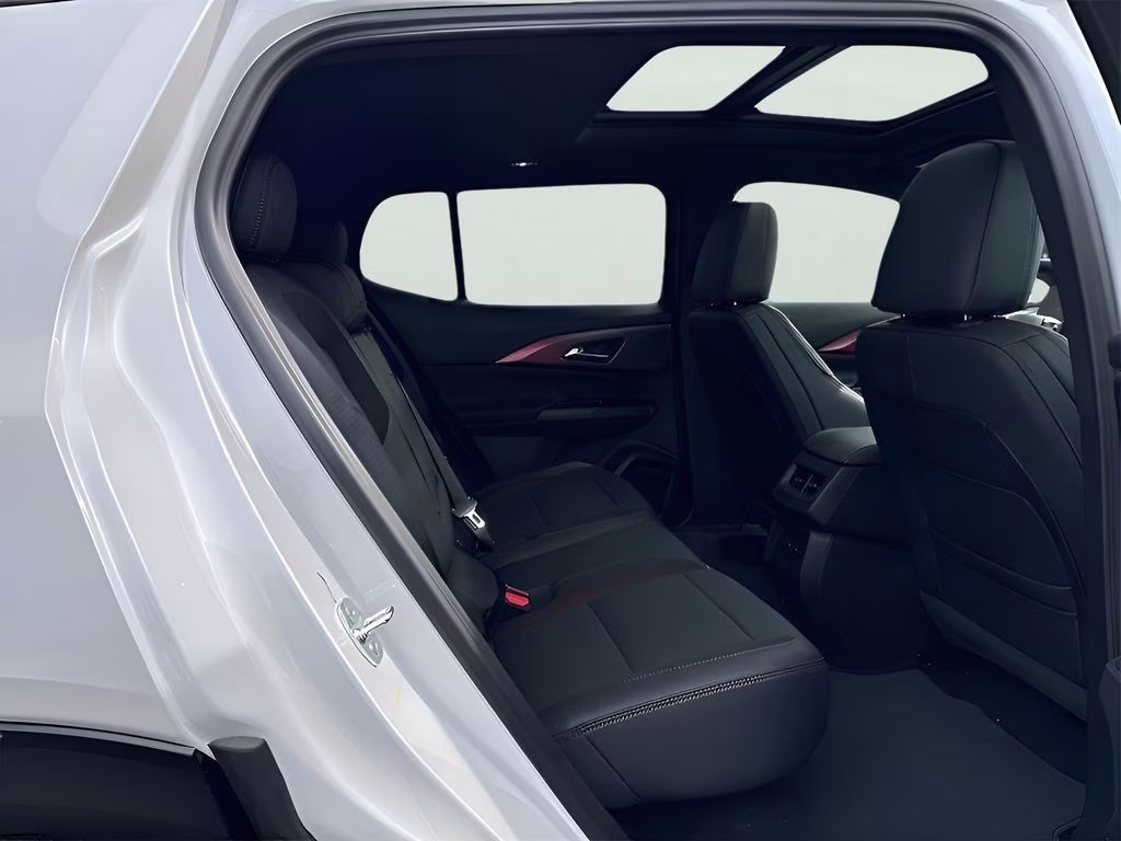 2025 Chevrolet Equinox EV RS - Photo 15