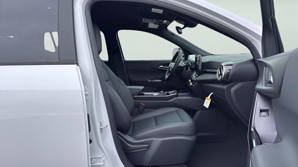 2026 Summit White Chevrolet Equinox LT FWD SUV