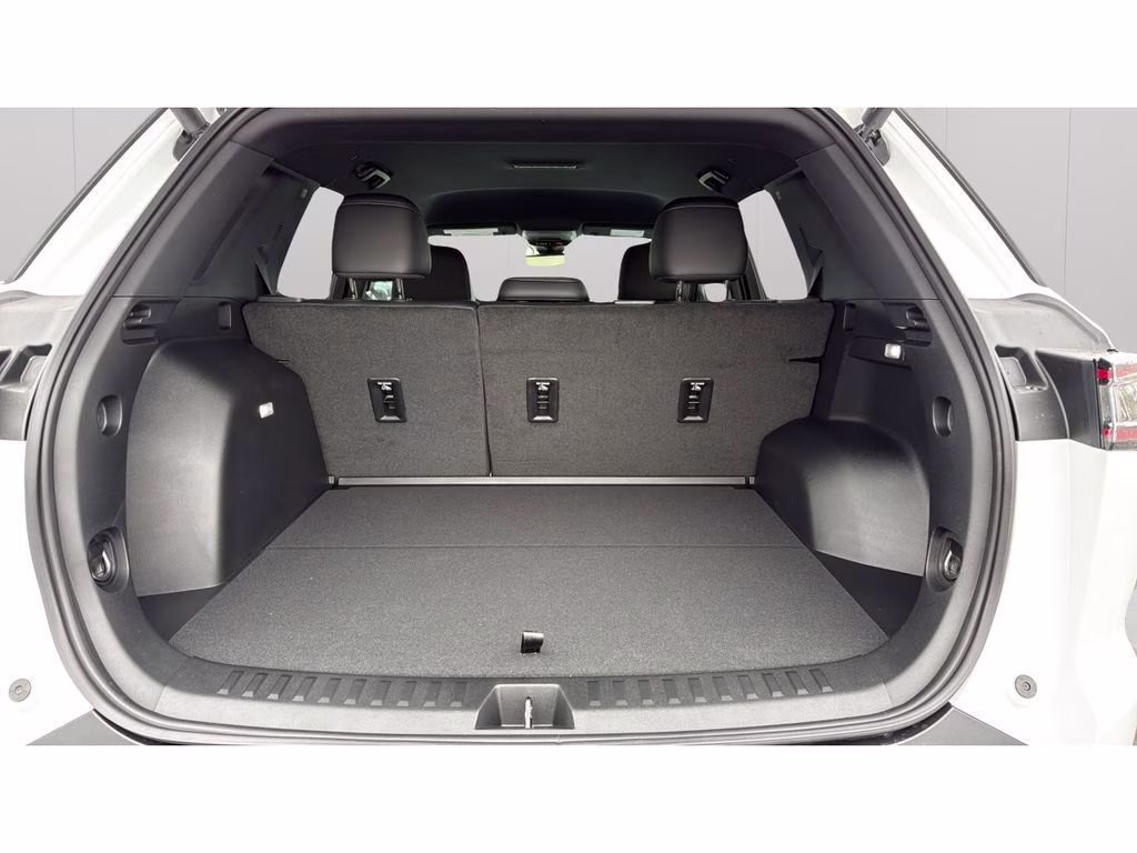 2026 Summit White Chevrolet Equinox LT FWD SUV