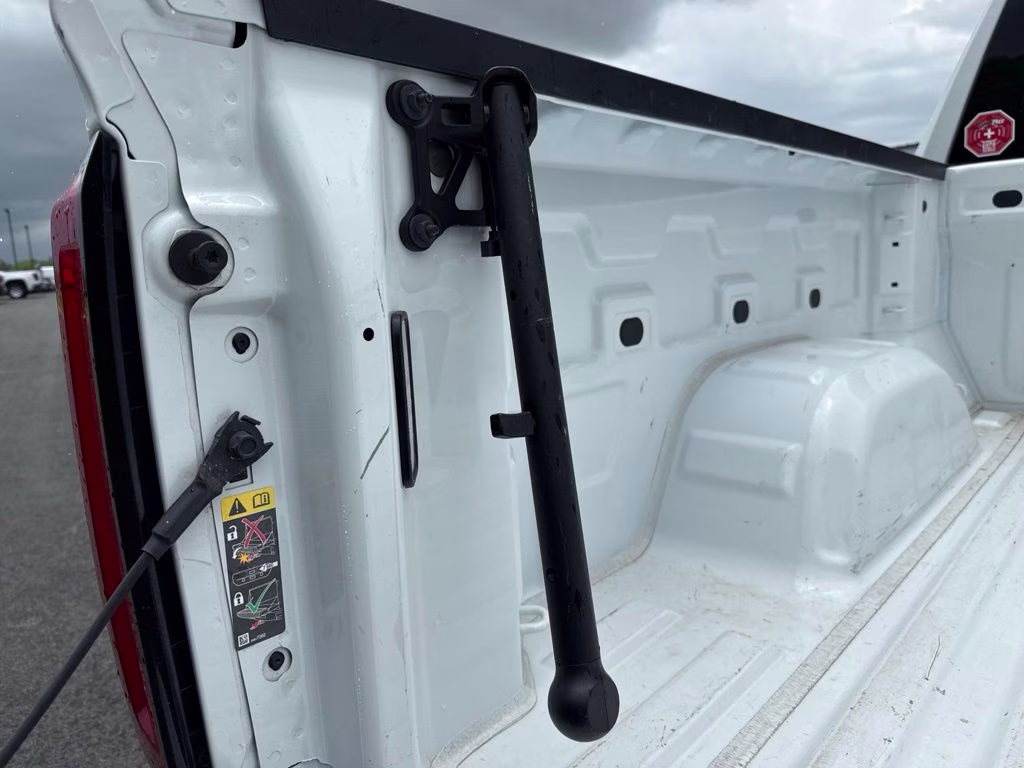 2025 Summit White GMC Sierra 1500 SLT 4X4 Truck