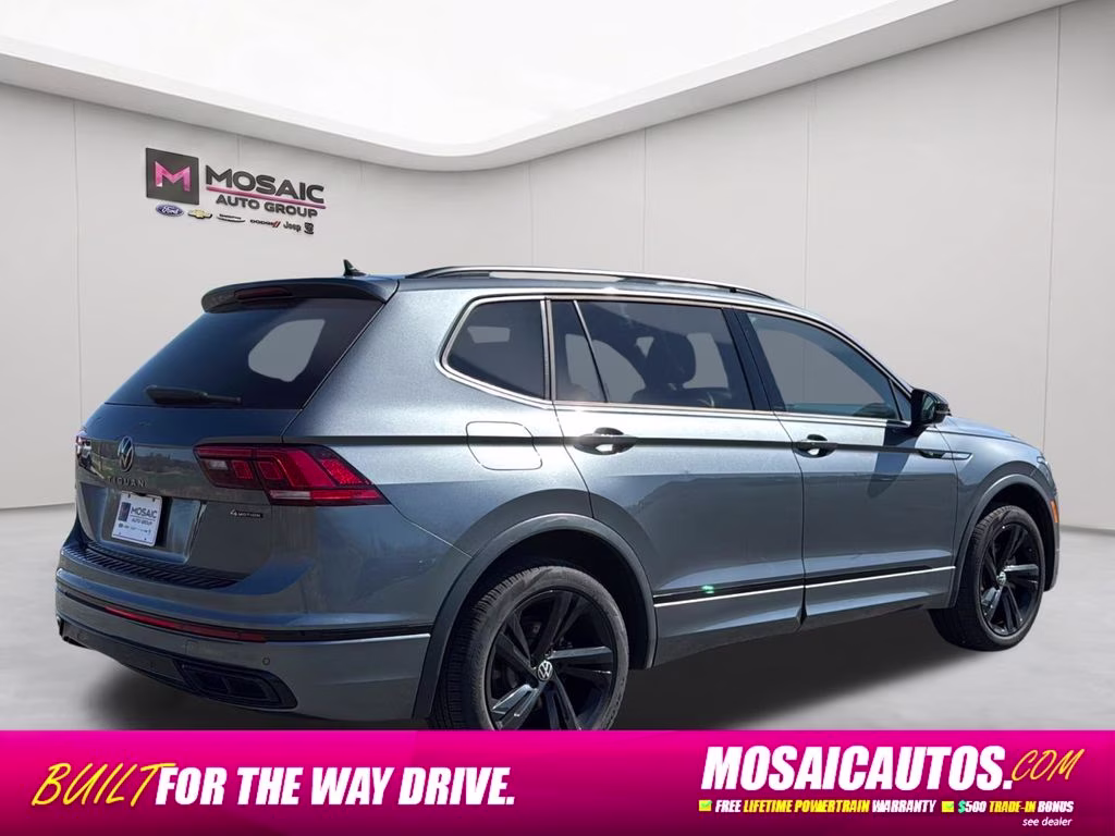 2023 Platinum Gray Metallic Volkswagen Tiguan 2.0T SE R-Line Black AWD SUV
