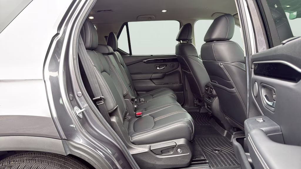 2025 Gray Honda Pilot EX-L AWD SUV