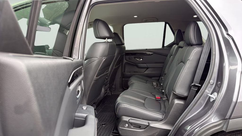 2025 Gray Honda Pilot EX-L AWD SUV