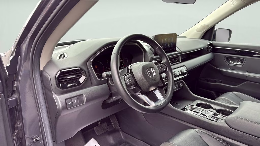 2025 Gray Honda Pilot EX-L AWD SUV