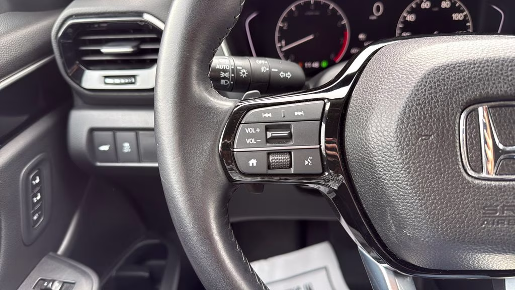 2025 Gray Honda Pilot EX-L AWD SUV