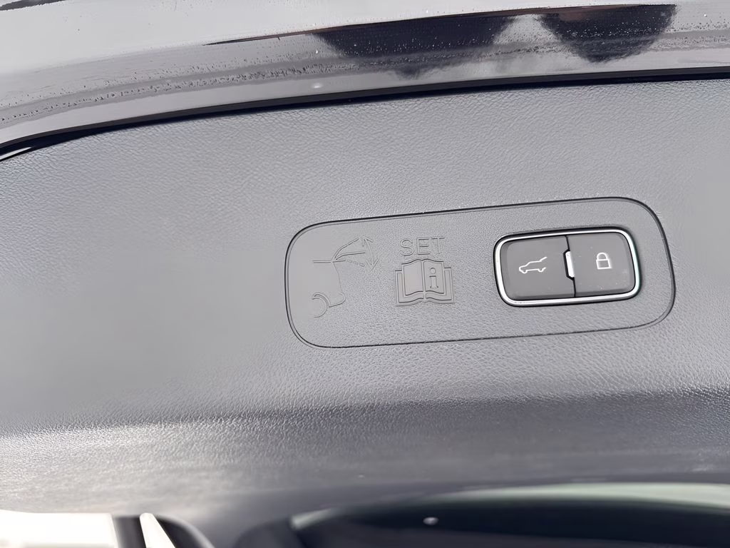 2025 Black Lincoln Aviator Reserve AWD SUV