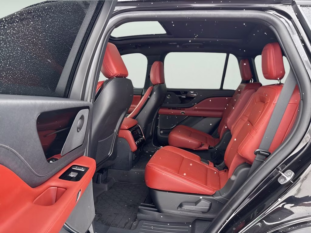 2025 Black Lincoln Aviator Reserve AWD SUV