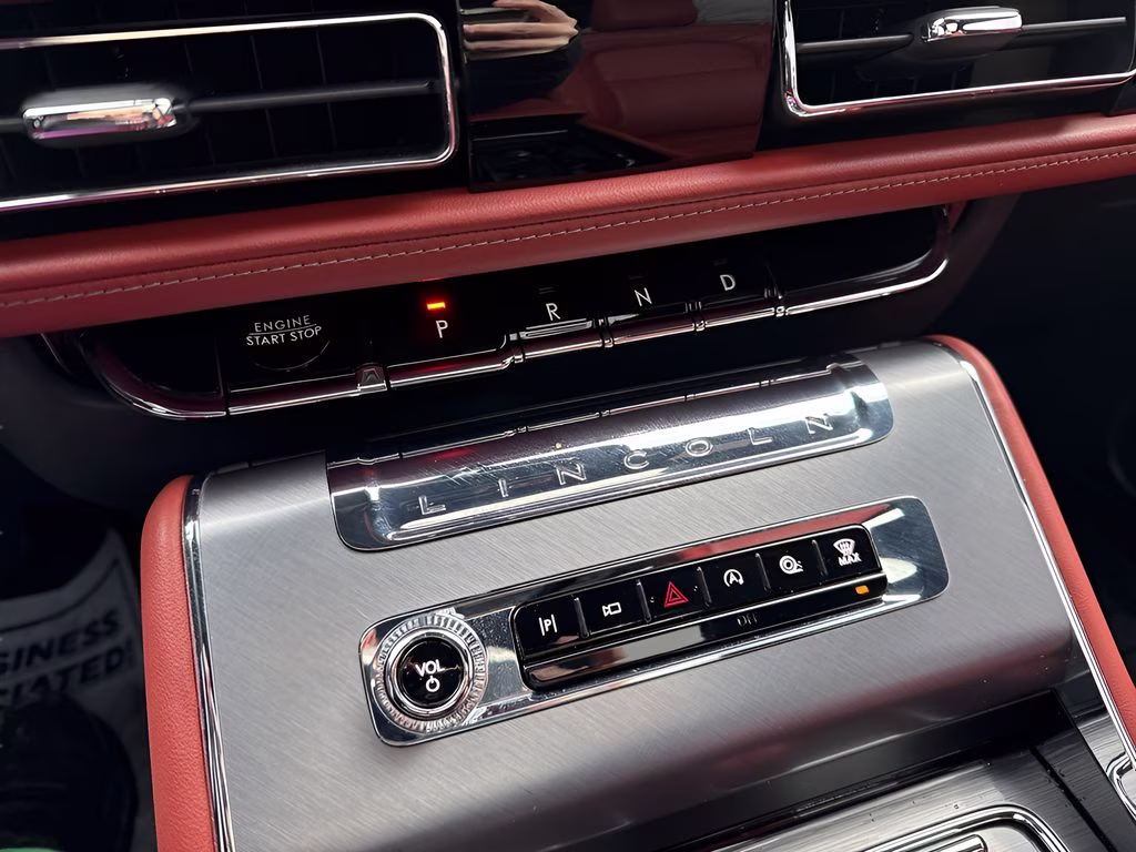 2025 Black Lincoln Aviator Reserve AWD SUV