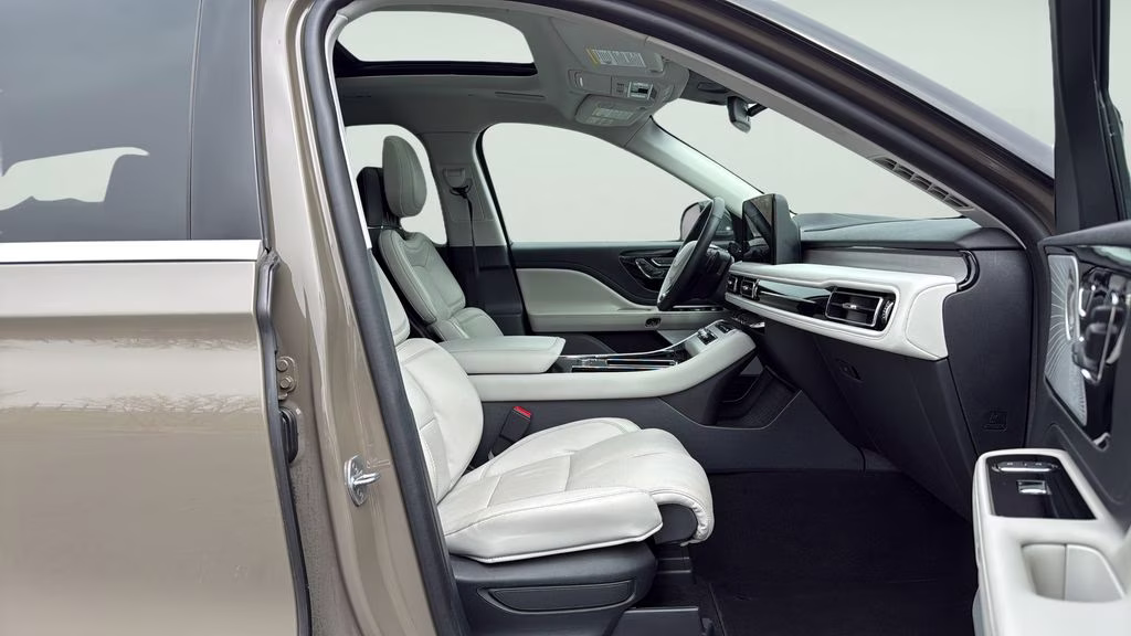 2025 Harbor Gray Clearcoat Lincoln Aviator Reserve AWD SUV