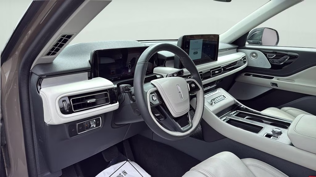 2025 Harbor Gray Clearcoat Lincoln Aviator Reserve AWD SUV