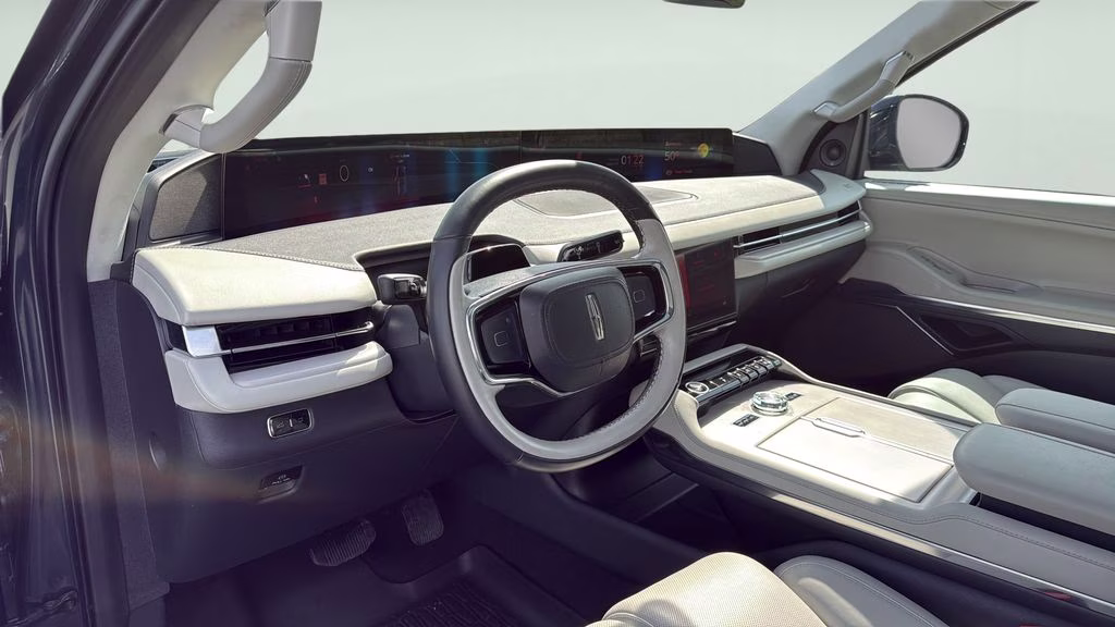 2025 Blue Metallic Lincoln Navigator Reserve 4X4 SUV