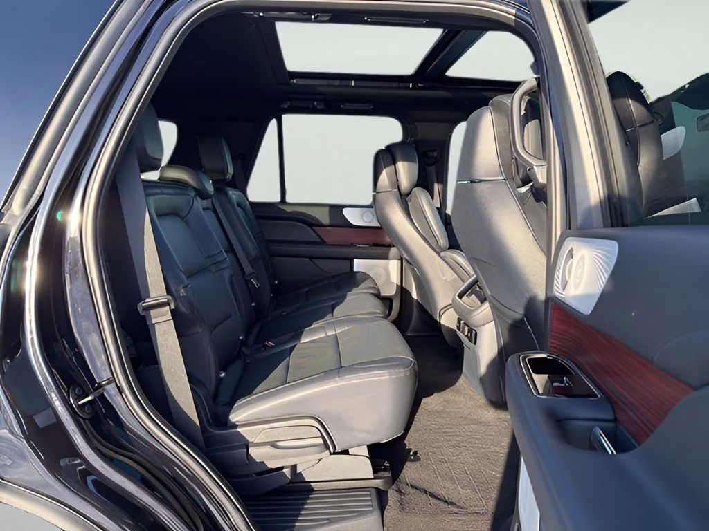 2024 Black Lincoln Navigator Reserve 4X4 SUV