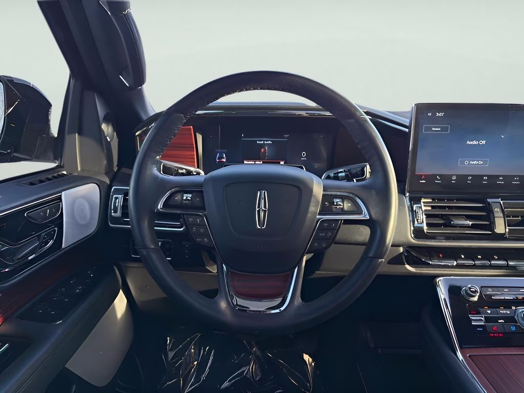 2024 Black Lincoln Navigator Reserve 4X4 SUV