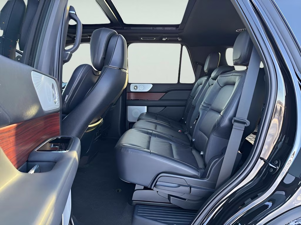 2024 Black Lincoln Navigator Reserve 4X4 SUV