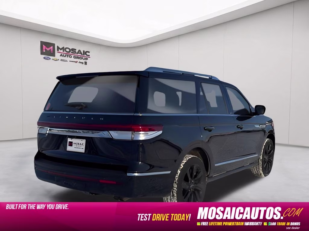 2024 Black Lincoln Navigator Reserve 4X4 SUV