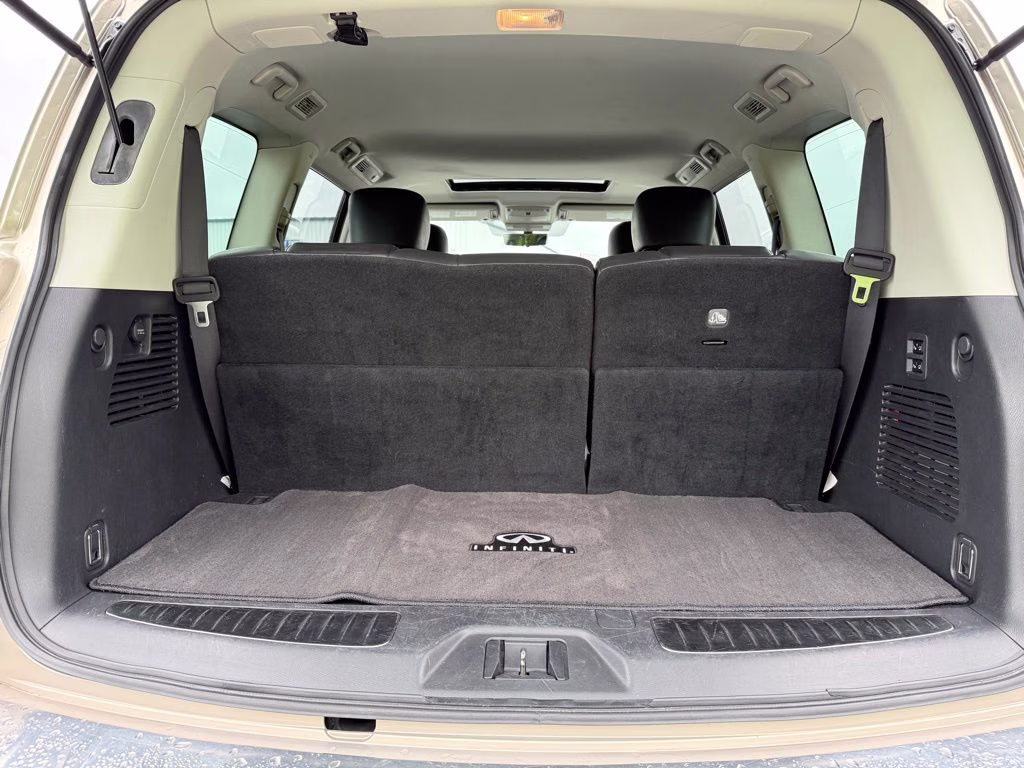 2023 Champagne Quartz INFINITI QX80 LUXE 4X4 SUV