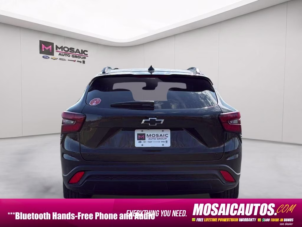 2026 Mosaic Black Metallic Chevrolet Trax LT FWD SUV