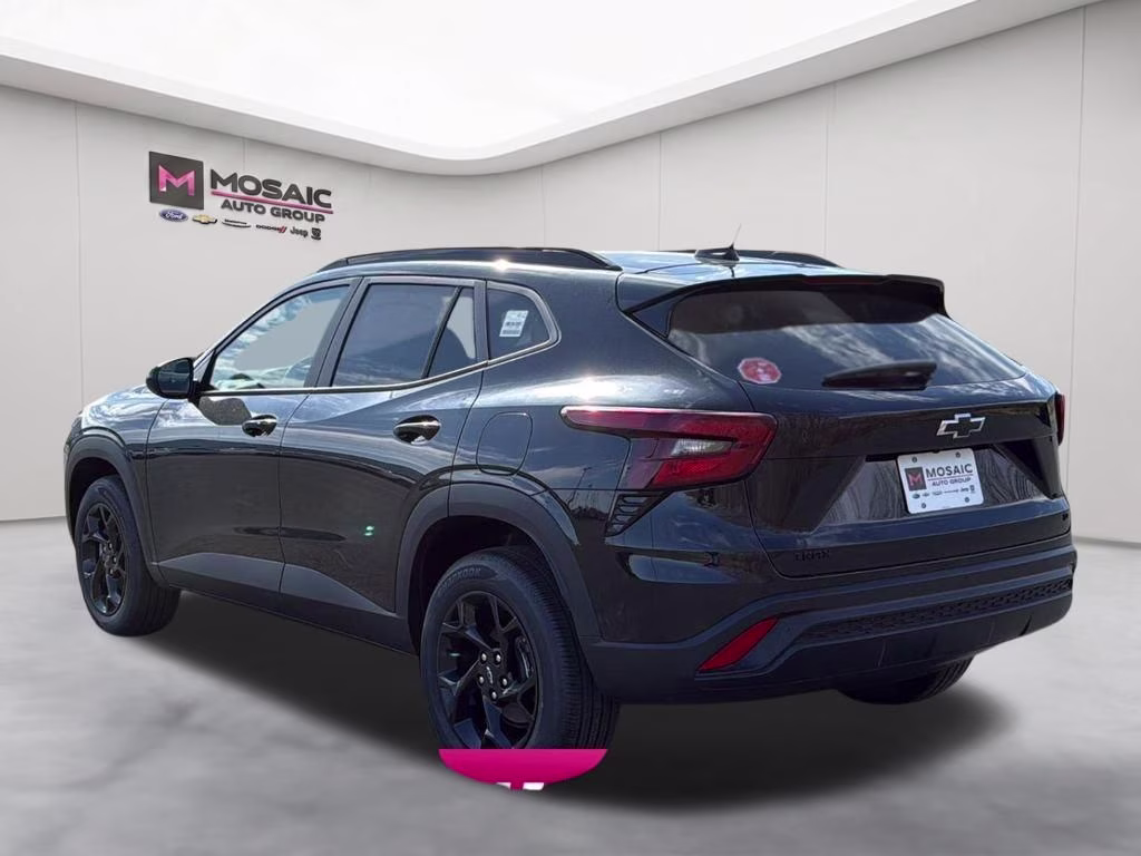 2026 Mosaic Black Metallic Chevrolet Trax LT FWD SUV