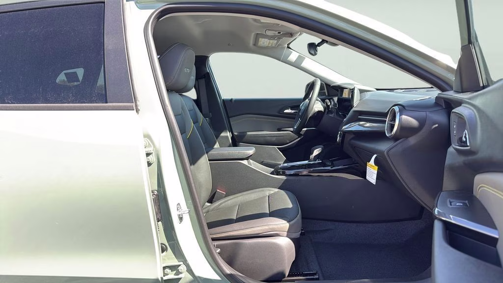 2026 Cacti Green Chevrolet Trax ACTIV FWD SUV