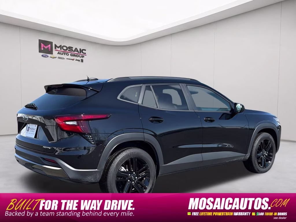 2025 Mosaic Black Metallic Chevrolet Trax ACTIV FWD SUV