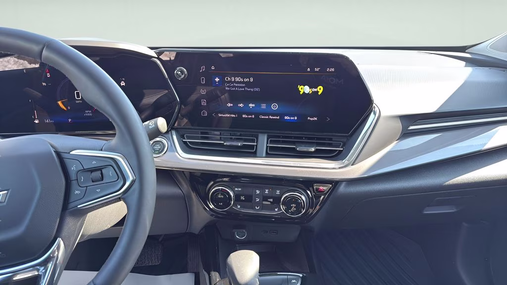 2025 Mosaic Black Metallic Chevrolet Trax ACTIV FWD SUV