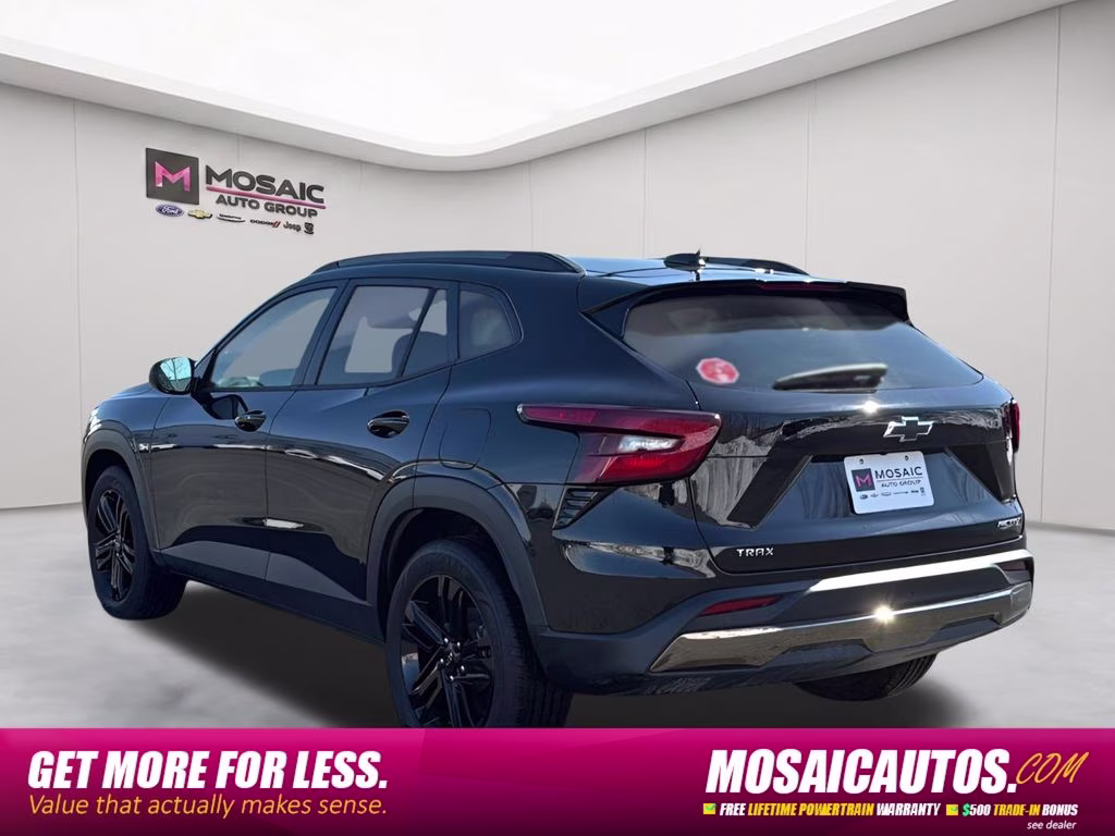 2025 Mosaic Black Metallic Chevrolet Trax ACTIV FWD SUV