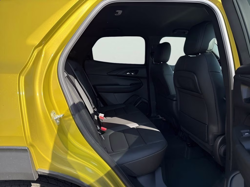 2025 Nitro Yellow Metallic Chevrolet Trailblazer ACTIV AWD SUV