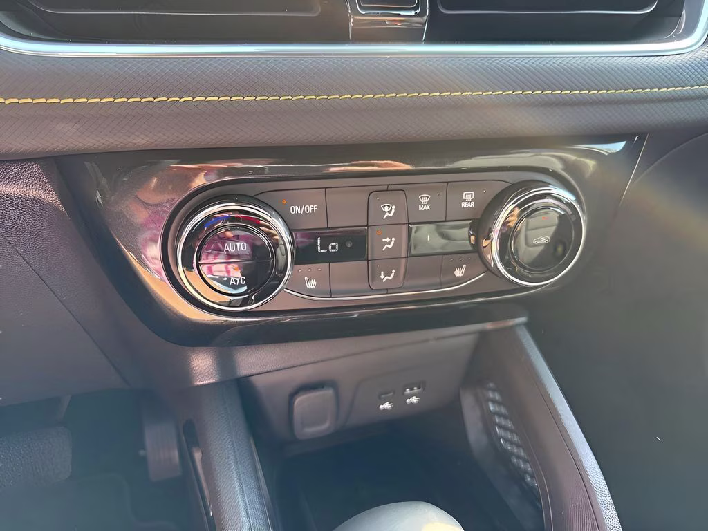 2025 Nitro Yellow Metallic Chevrolet Trailblazer ACTIV AWD SUV