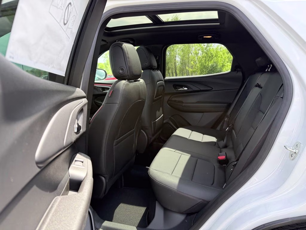 2026 Iridescent Pearl Tricoat Chevrolet Trailblazer RS AWD SUV