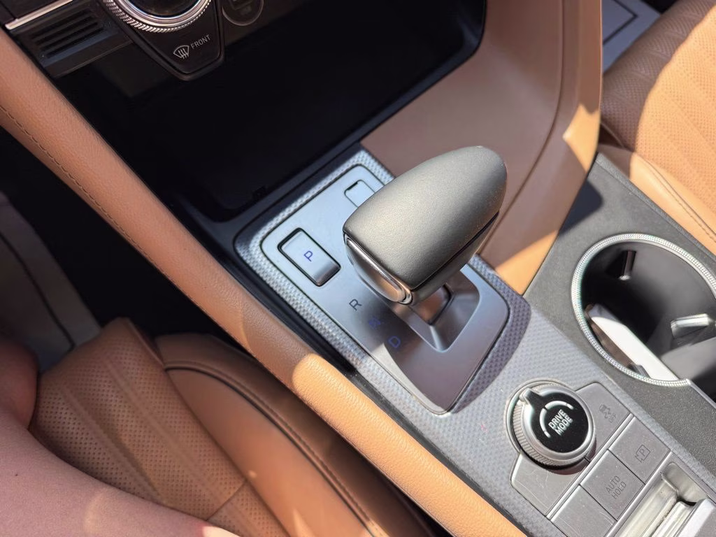 2022 Uyuni White Genesis G70 3.3T AWD Sedan