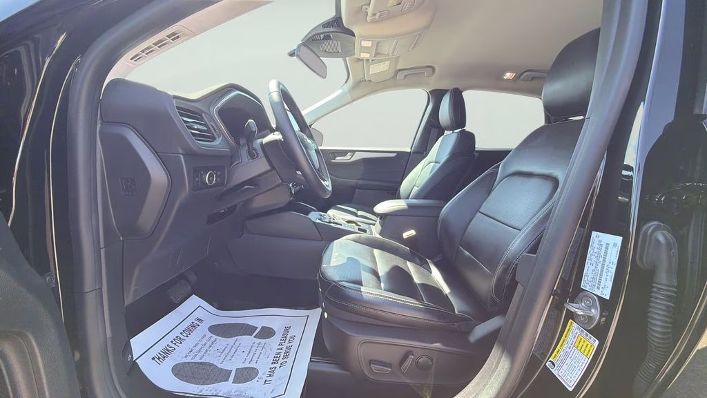 2023 Black Metallic Ford Escape Platinum AWD SUV