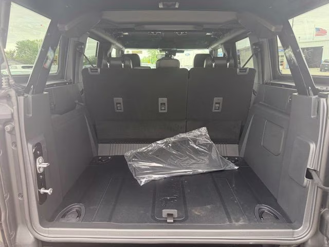 2026 Shadow Black Ford Bronco Badlands 4X4 SUV