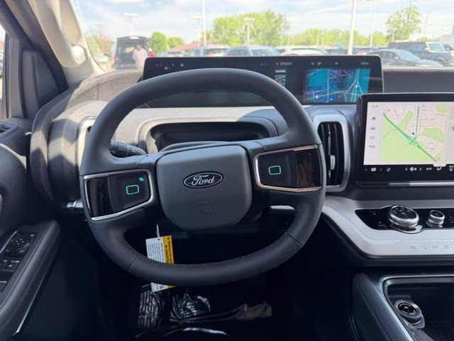2026 Glacier Gray Metallic Tri-Coat Ford Expedition Max Active 4X4 SUV