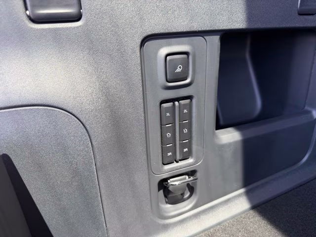 2026 Glacier Gray Metallic Tri-Coat Ford Expedition Max Active 4X4 SUV