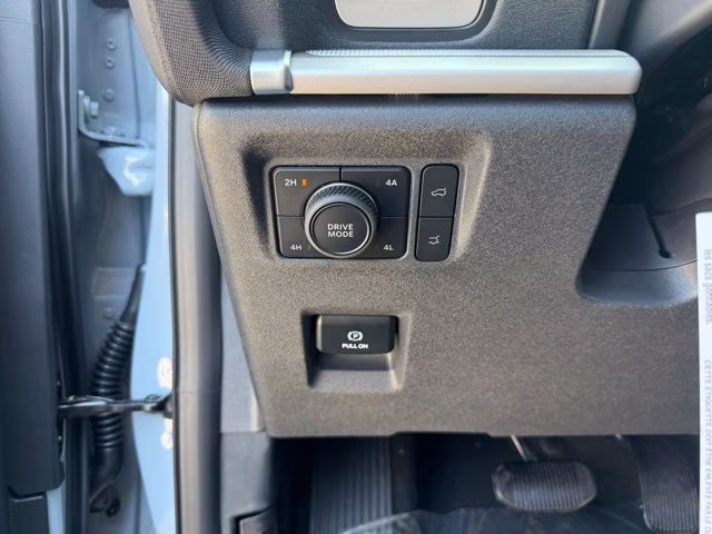 2026 Glacier Gray Metallic Tri-Coat Ford Expedition Max Active 4X4 SUV