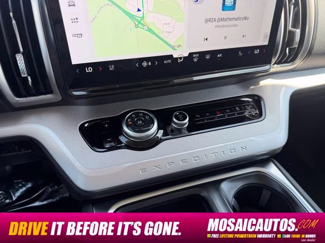 2026 Glacier Gray Metallic Tri-Coat Ford Expedition Max Active 4X4 SUV