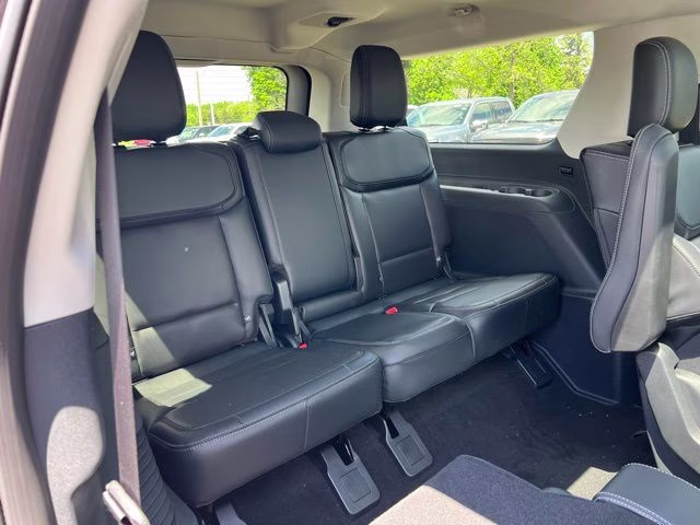 2026 Dark Matter Gray Metallic Ford Expedition Max Platinum 4X4 SUV
