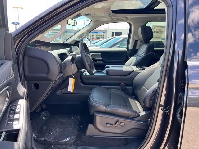 2026 Dark Matter Gray Metallic Ford Expedition Max Platinum 4X4 SUV