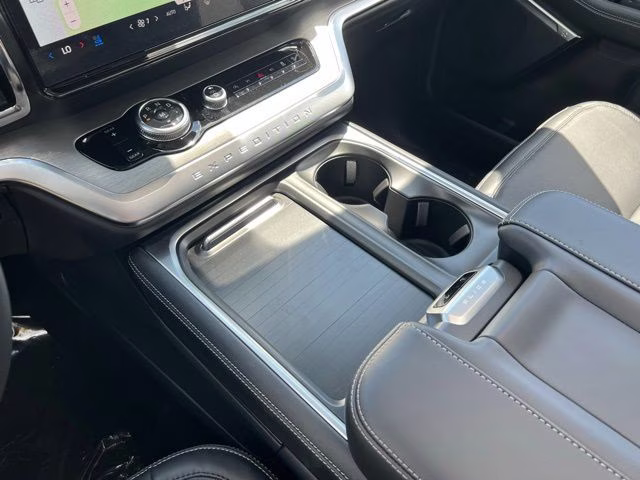 2026 Dark Matter Gray Metallic Ford Expedition Max Platinum 4X4 SUV