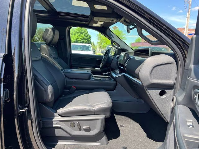 2026 Agate Black Metallic Ford Expedition Max Platinum 4X4 SUV